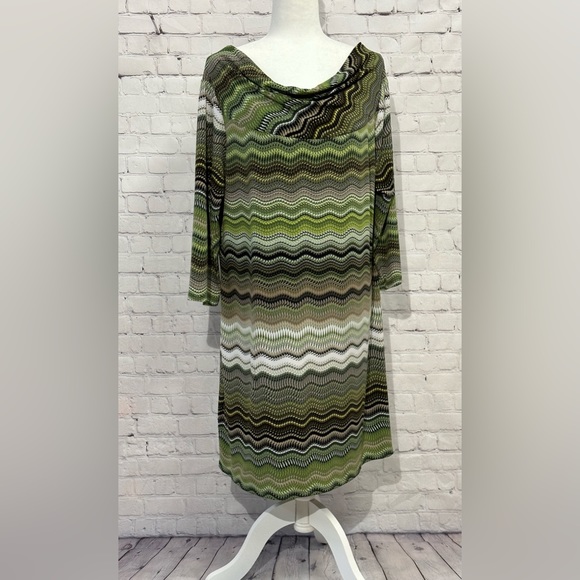 MARINA Dresses & Skirts - MARINA Dress Size XL